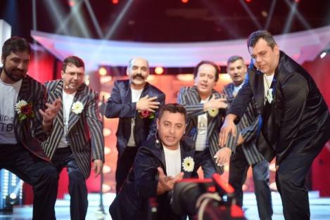 „RATB-iștii inimoși” au un imn al lor! Cum sună, în versuri, viața celor care te duc zilnic la serviciu, la școală sau la plimbare