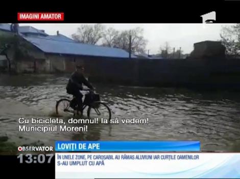 Apele au ieşit din matcă la Ocniţa, în Dâmboviţa