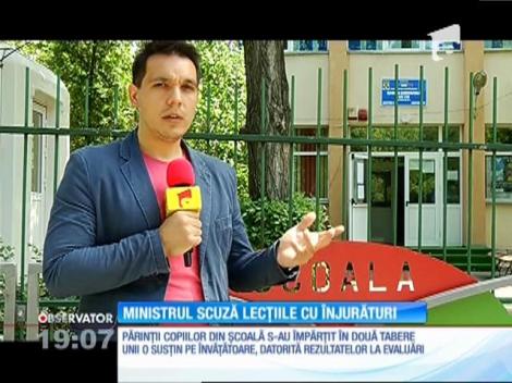 Copii de clasa a doua au fost jigniţi ca la uşa cortului de o învăţătoare, în sala de curs, în Bucureşti