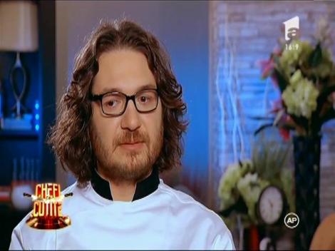 Chef Florin Dumitrescu îi oferă ajutorul lui chef Sorin Bontea