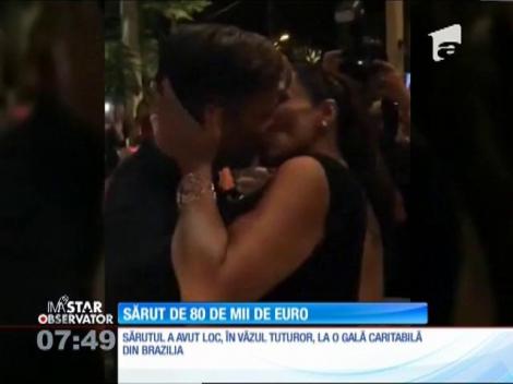 80 de mii de euro pentru un sărut cu Ricky Martin