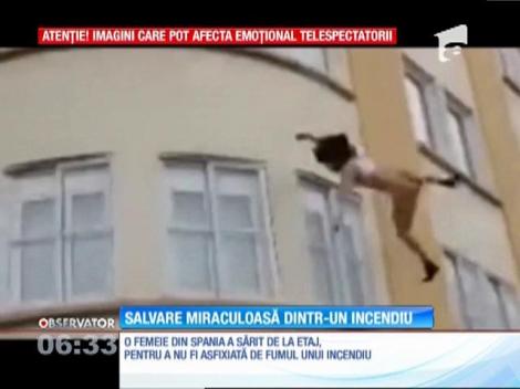 Spania: O femeie ameninţată de un incendiu a supravieţuit unei căderi de la etaj