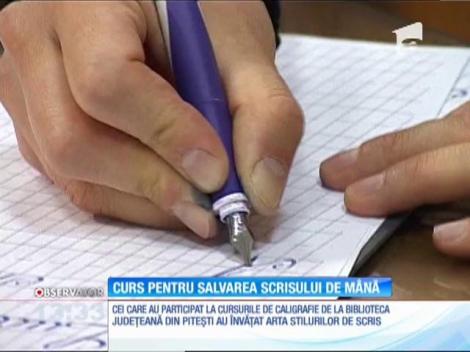 Un curs pentru salvarea scrisului de mână s-a desfăşurat în Argeş