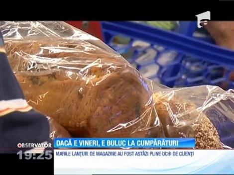 În Vinerea Mare, se merge la biserică şi la cumpărături