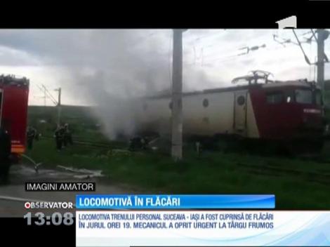 Locomotiva trenului Suceava-Iași a fost cuprinsă de flăcări