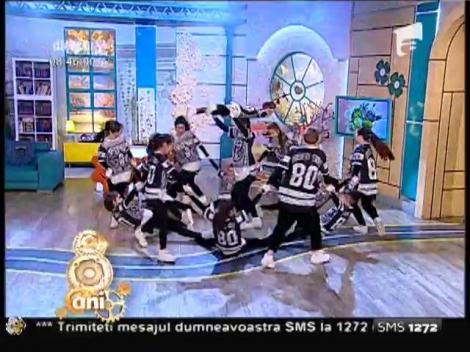 Brothers Crew, dans și atitudine pe scena de la Neatza