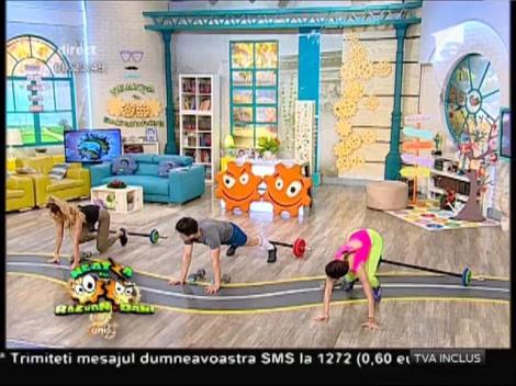 Fitness la Neatza! Sexy Flavia și Miruna, eleve disciplinate ale lui Neby: Antrenamentul de forță versus exerciţiile cu greutăți