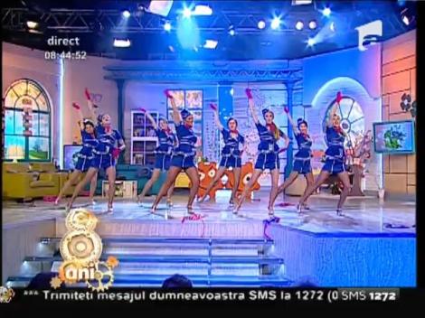 Fetele de la Vogue, dans perfect în platoul de la Neatza