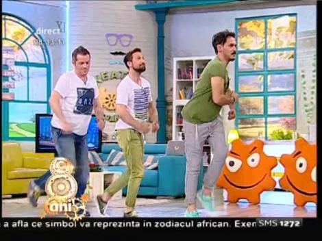 Râzi cu lacrimi! Cei trei motani, Răzvan, Dani și Oprișan, ieșire în stilul Tom și Jerry