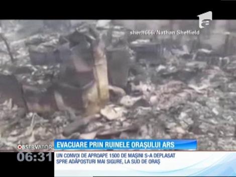 Uriaşul incendiu din vestul Canadei continuă să se extindă