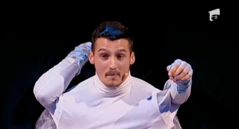 Trupa 2 în 1, a prezentat un număr de umor cu "pitici". ”A fost interesant, dar mie nu-mi plac piticii”