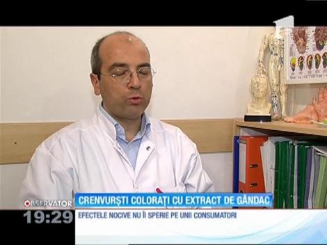 Crenvurști plini de resturi, de E-uri şi coloraţi cu extract de gândaci exotici. Se află pe rafturile magayinelor de la noi şi sunt printre cele mai cumpărate mezeluri
