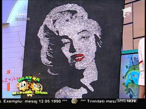 Marilyn Monroe, pictată cu praf de stele