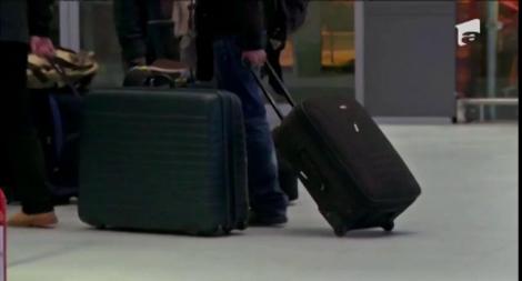 „Ce mă fac eu acuma?!” Cristi, convins că iubita lui se joacă mult cu focul! Primele imagini cu INFIDELITATEA!