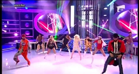 Theo Rose se transformă în Britney Spears - "Circus"