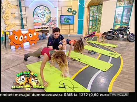Fetele sexy fac fitness la Neatza! Antrenament pe intervale cu greutăţi: Încearcă și tu, chiar la tine acasă!