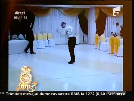 Smiley News: Cum să dansezi la o nuntă românească