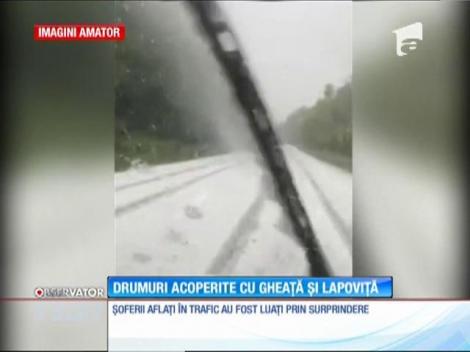 Covor alb de gheață. A plouat cu grindină în județul Suceava