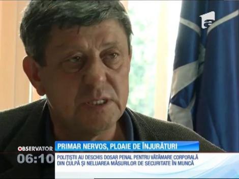 Un primar şi-a ieşit din fire, din cauza unui trecător care filma o intervenţie a medicilor, în judeţul Dolj