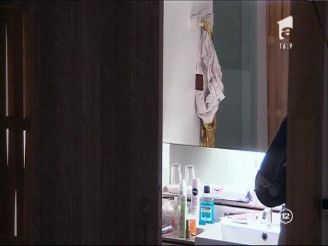 Medana încearcă să o calmeze pe Jojo