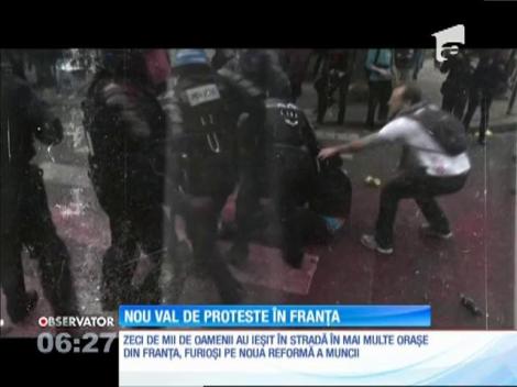Val de proteste violente în Franța