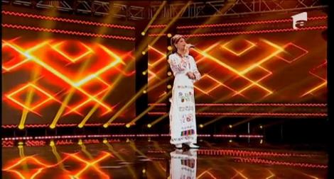 Doamna Irina Loghin, nu vă supărați pe noi! Fix de asta aveam nevoie la iUmor, de un travesti! "Băi, tu ce ai în pantaloni?"