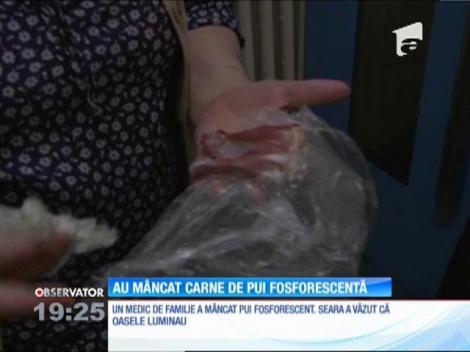 Au mâncat carne de pui fosforescentă!
