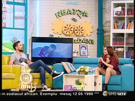 Amira lanseaza primul single solo, “Lonely”