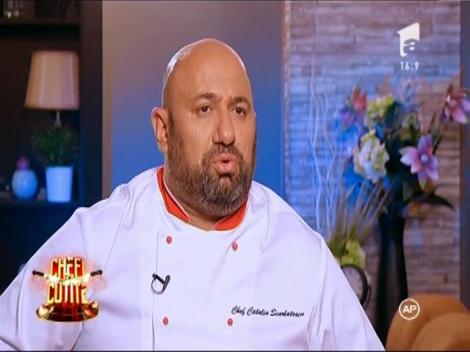 Chef Cătălin Scărlătescu le spune colegilor săi ce părți ale lumii a vizitat