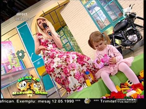 Moldoveanca Ianna Novac, mama unei fetiţe dulci