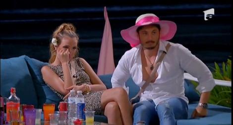 Tot mai multe gesturi de trandreţe &icirc;ntre Loredana şi Sorin!