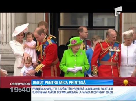 Prinţesa Charlotte, în premieră la balconul Palatului Buckingham