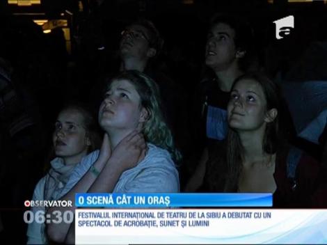 Prima seară a Festivalului Internaţional de Teatru, de poveste