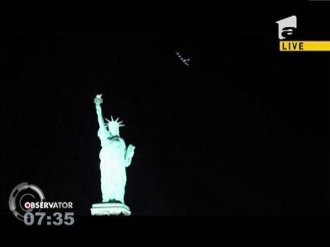 După un an şi trei luni, avionul Solar Impulse 2, alimentat doar cu energie solară a făcut înconjurul lumii