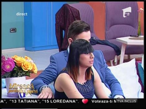 O descoperire macabră a transformat casa fetelor într-un câmp de bătaie!