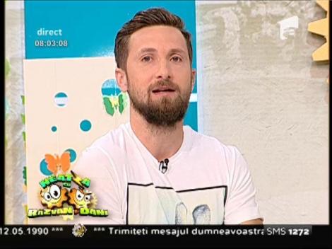 Momente penibile trăite de Răzvan și Dani în lift