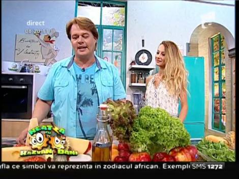 Recomandare de vară! ”Raza soarelui”, o salată delicioasă cu mere și brânzeturi