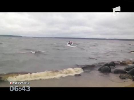 14 copii şi-au pierdut viaţa după ce au fost surprinşi de o furtună puternică, pe un lac din nord-estul Rusiei