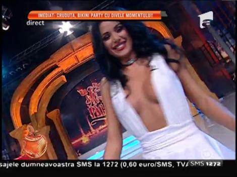 Cruduța, mai fierbinte ca niciodată! Sexy asistenta lui Capatos a încins ringul de dans în cel mai lasciv mod posibil!