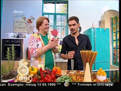 În vreme de caniculă, "Bucuriile verii", o reţetă de sezon cu paste trottole şi brânzeturi italiene, îți răcorește papilele gustative!