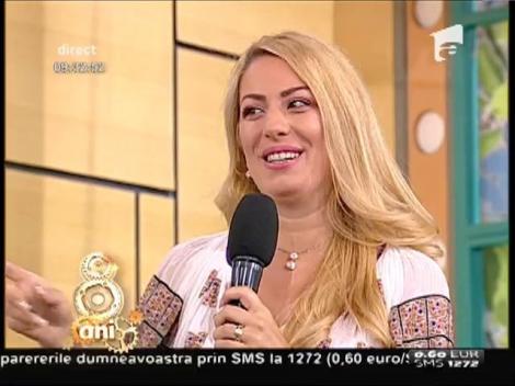 Ornela Pasăre - "La mulţi ani şi numai bucurie"