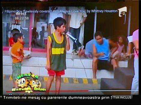 Smiley News: Un copil al străzii din Filipine cântă „I will always love you”