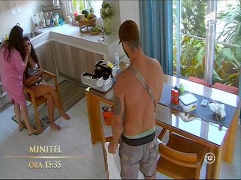 L-a uitat deja pe Matei? Elena, despre "relaţia" cu Tomi: "Ca să câştigi un război trebuie să lupţi"