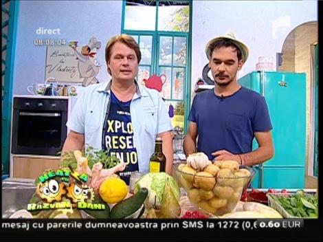 Pulpe de pui cu legume și fructe
