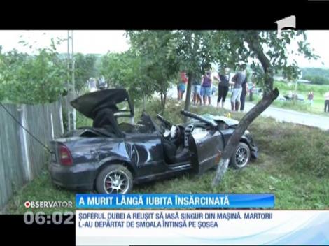 A murit lângă iubita însărcinată