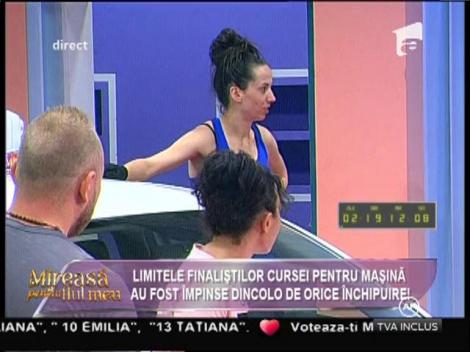 Acuze și sacandal. Finalistele cursei pentru mașină au uitat de prietenie