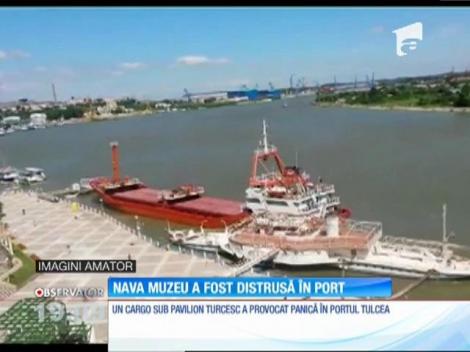 Nava muzeu Republica, distrusă de un cargo sub pavilion turcesc