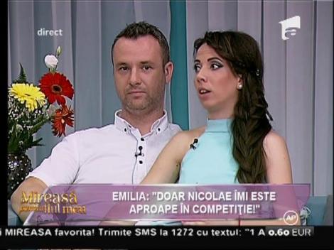 Mama Emiliei îşi pune fiica în gardă!