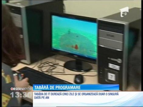 La Cluj-Napoca, elevii s-au înscris într-o tabără de IT