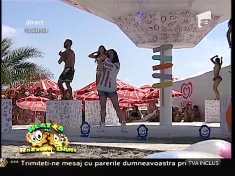 Neylini - "Kiss Kiss Bye Bye"